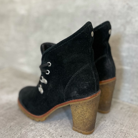 UGG BOOTS SIZE 5 - Picture 6 of 6